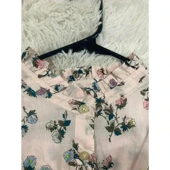 Lee short sleeve floral pink top with ruffled neck size Large - Picture 5 of 11